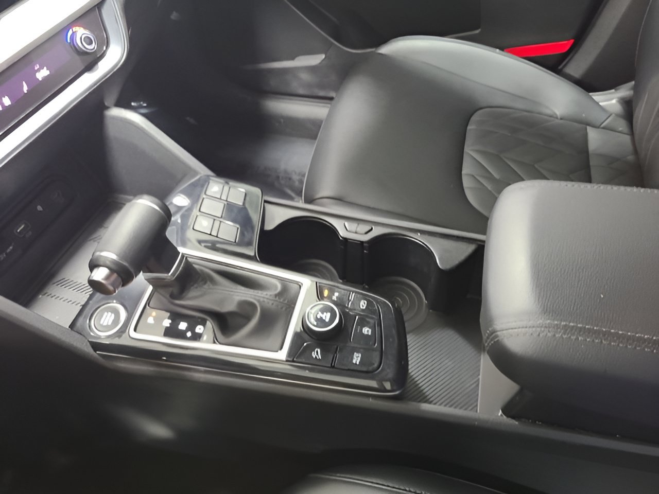 Used 2024 Kia Sportage X-Line AWD/4WD image 29