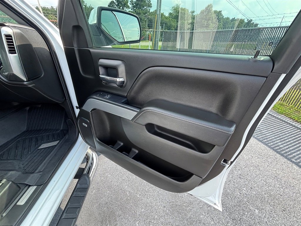 Used 2018 Chevrolet Silverado 1500 LTZ Z71 image 28