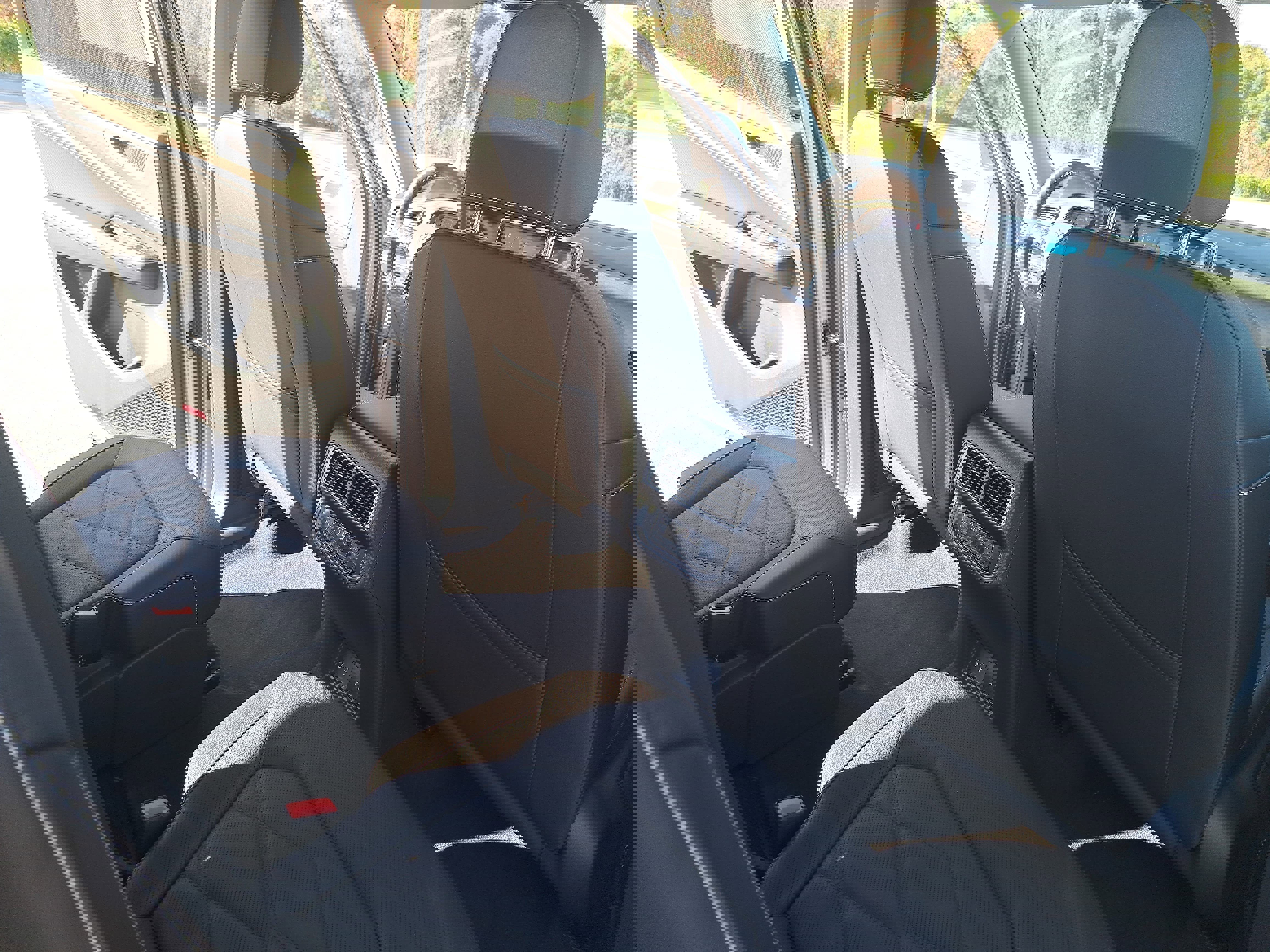 New 2026 Volkswagen Atlas SE image 11