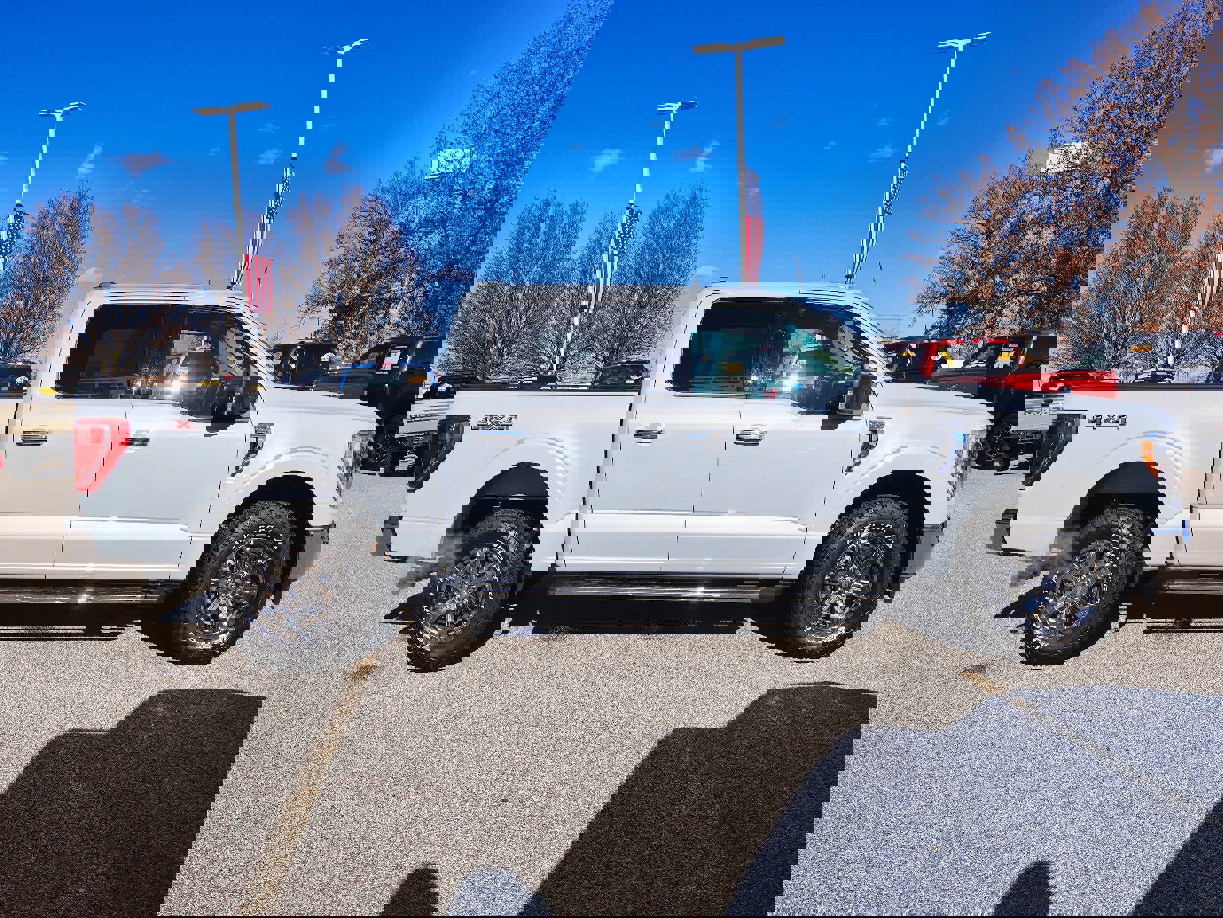 Used 2021 Ford F150 XLT w/ Equipment Group 302A High image 6