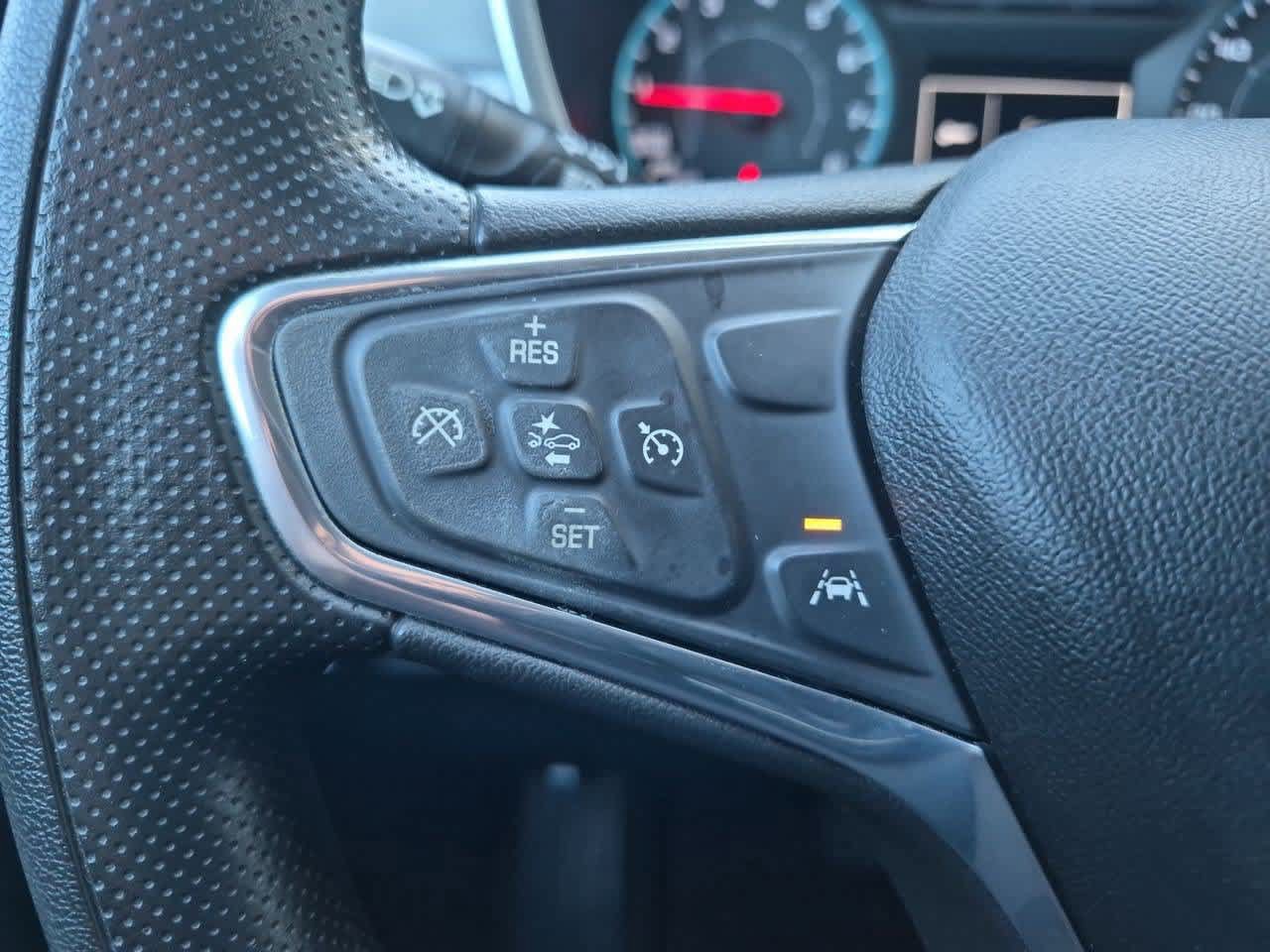 Used 2020 Chevrolet Equinox LS FWD image 23