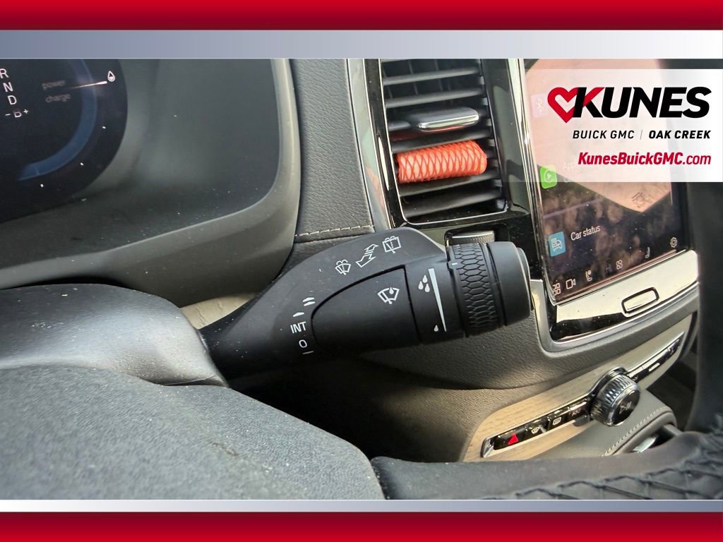 Used 2025 Volvo XC90 T8 Ultra w/ Protection Package Premier AWD/4WD image 14