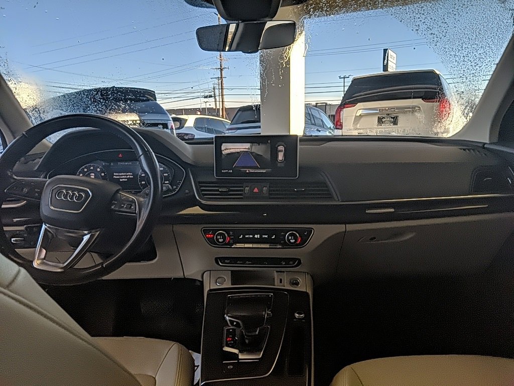 Used 2018 Audi Q5 2.0T Premium Plus w/ Premium Plus Package image 17