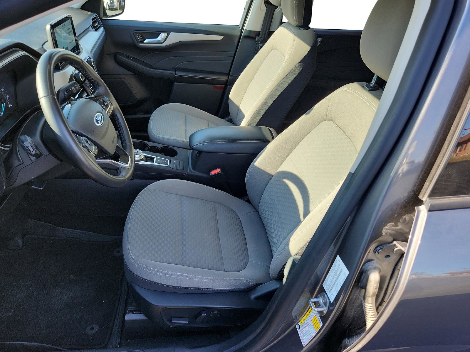 Used 2021 Ford Escape SE w/ Convenience Package image 10