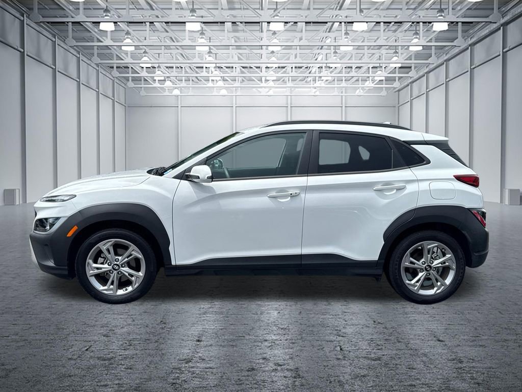 Used 2023 Hyundai Kona SEL w/ Cargo Package FWD image 4