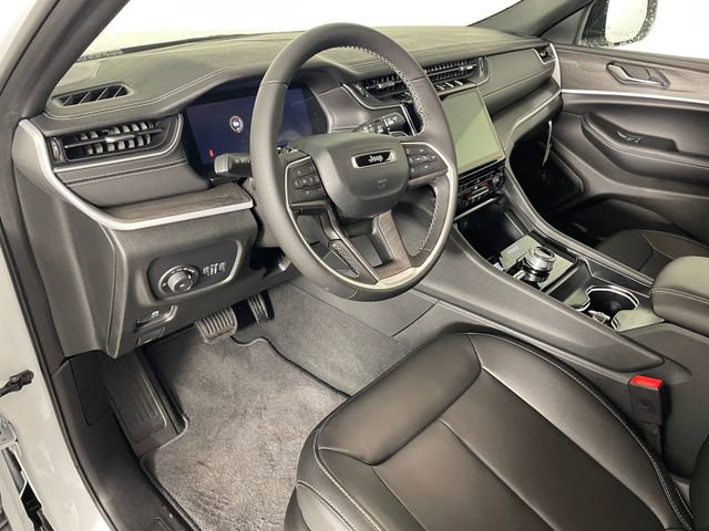 New 2025 Jeep Grand Cherokee L Limited image 2