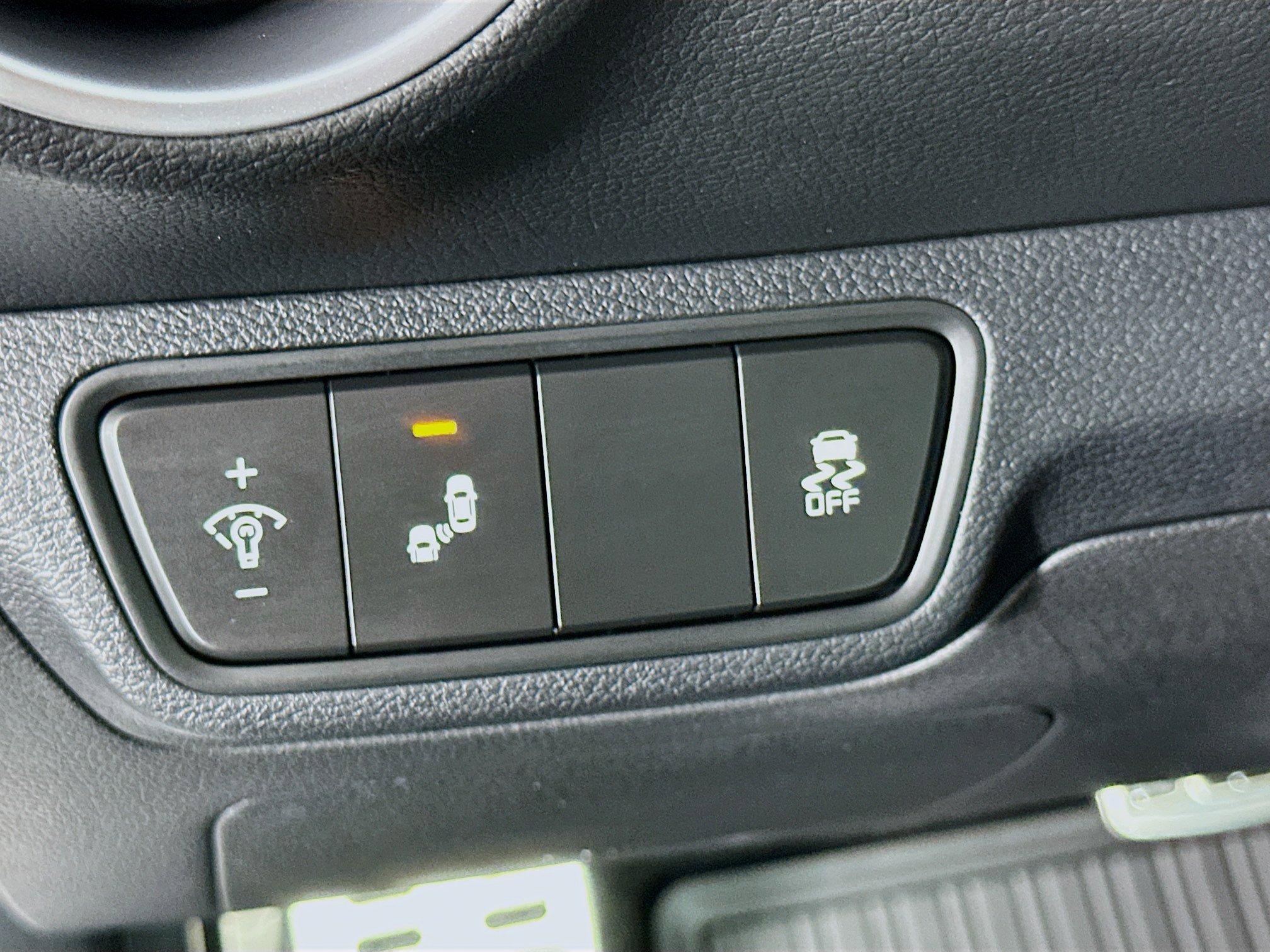 Used 2024 Kia Forte GT-Line image 17