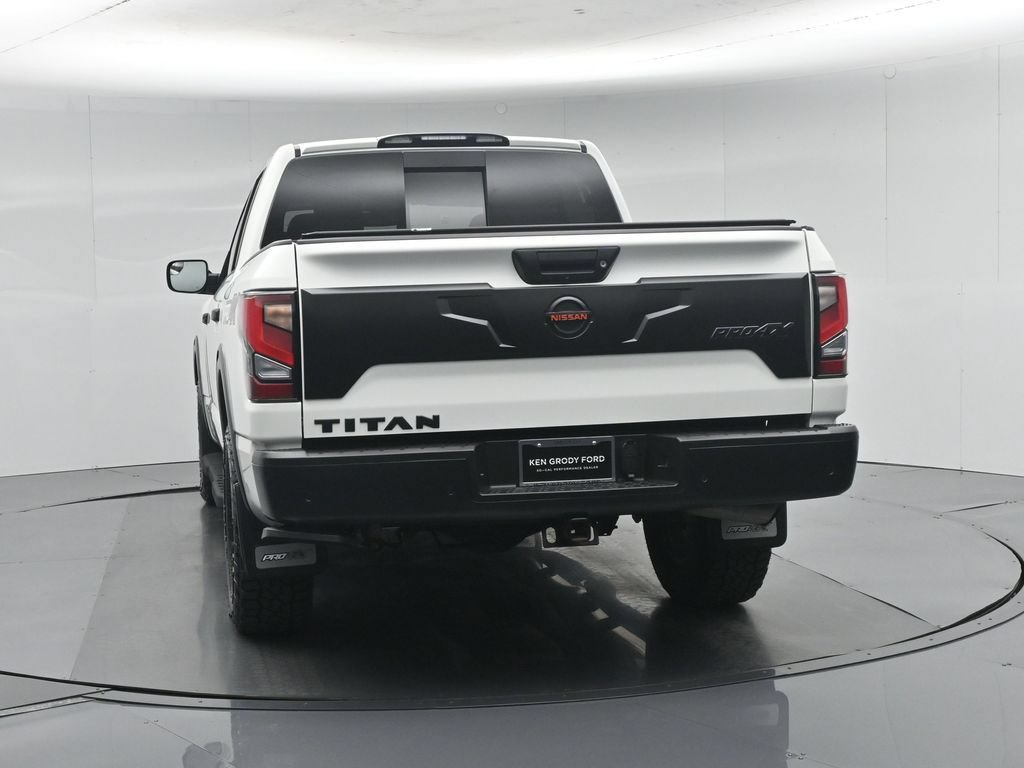 Used 2021 Nissan Titan PRO-4X w/ Pro-4x Convenience Package AWD/4WD image 32