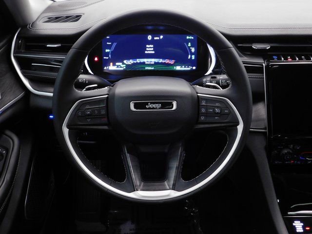 Used 2023 Jeep Grand Cherokee 4WD 4xe image 40