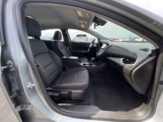 Used 2024 Chevrolet Malibu RS FWD image 27