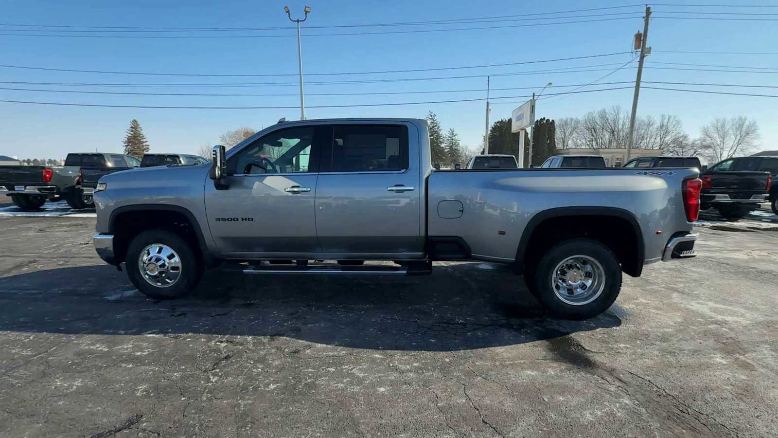 New 2026 Chevrolet Silverado 3500 LTZ w/ LTZ Convenience Package AWD/4WD image 5