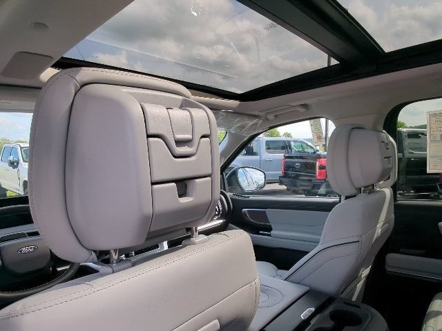 New 2026 Ford Expedition Max Platinum w/ Platinum Ultimate Package AWD/4WD image 36