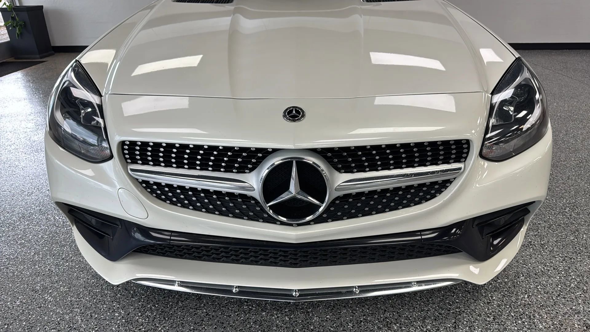 Used 2020 Mercedes-Benz SLC 300 image 34