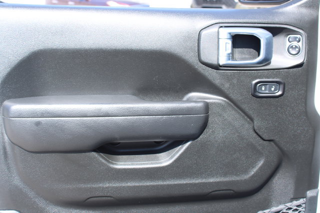 Used 2022 Jeep Gladiator Sport AWD/4WD image 13
