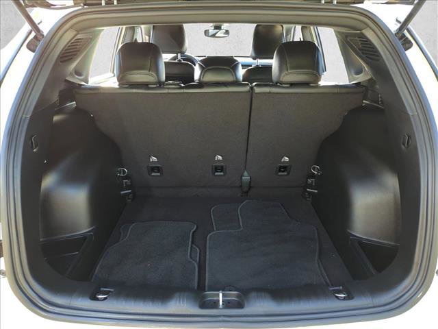 Used 2023 Jeep Compass Latitude AWD/4WD image 6