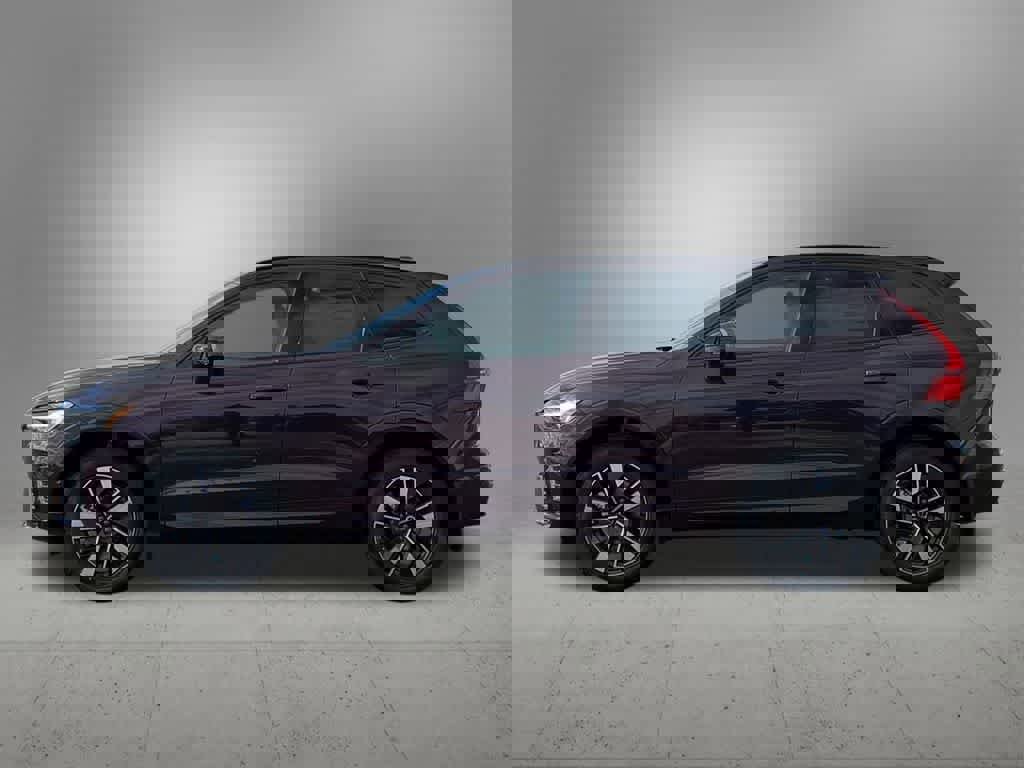 New 2026 Volvo XC60 B5 Plus w/ Protection Package Premier image 3
