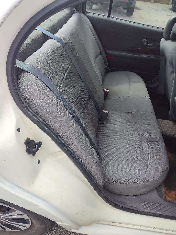 Used 2004 Buick Le Sabre Custom image 17