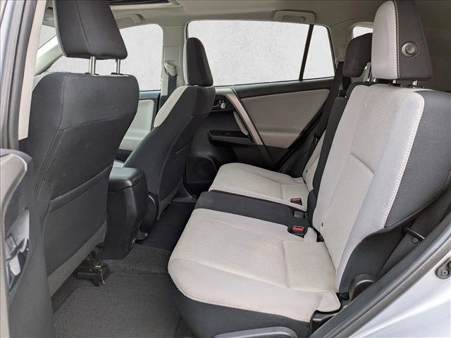 Used 2016 Toyota RAV4 XLE image 18