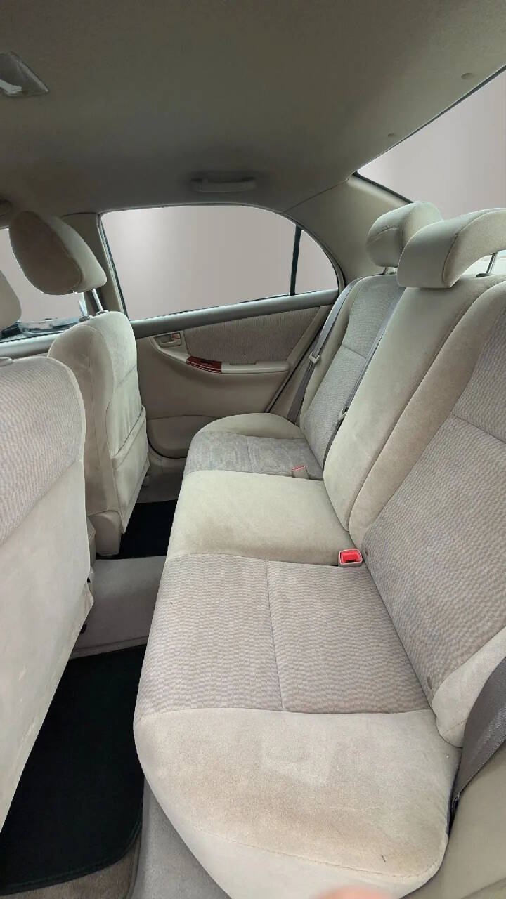 Used 2007 Toyota Corolla LE FWD image 10