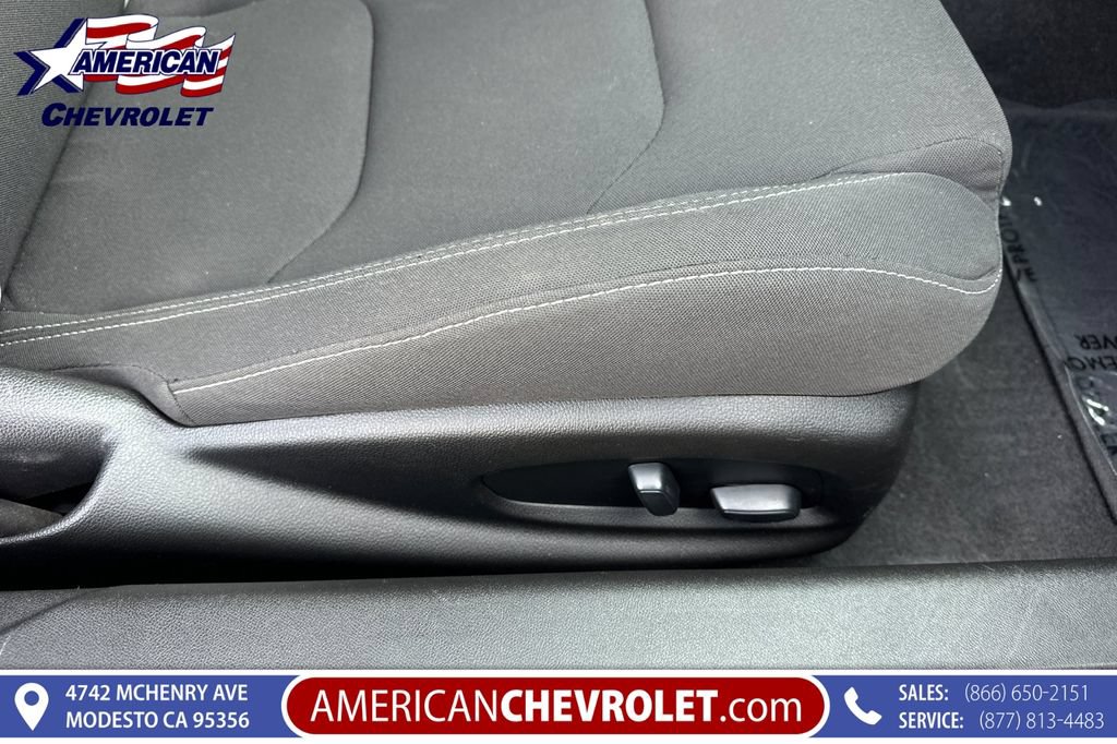 Used 2021 Chevrolet Camaro LT RWD image 23