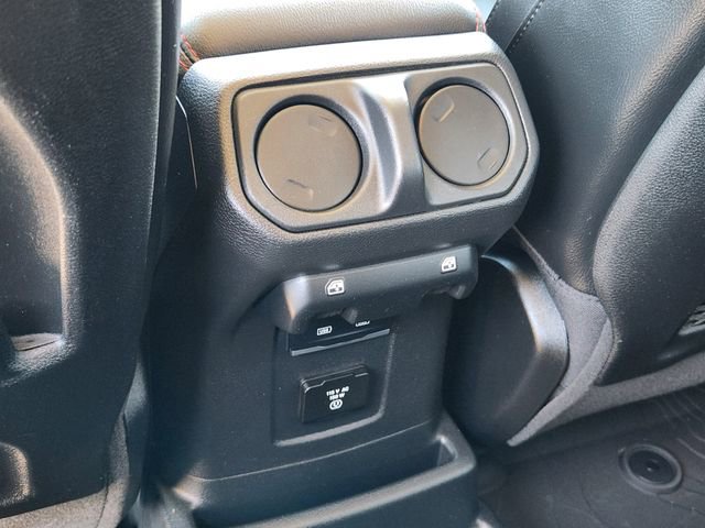Used 2022 Jeep Wrangler Unlimited Rubicon w/ Cold Weather Group image 61