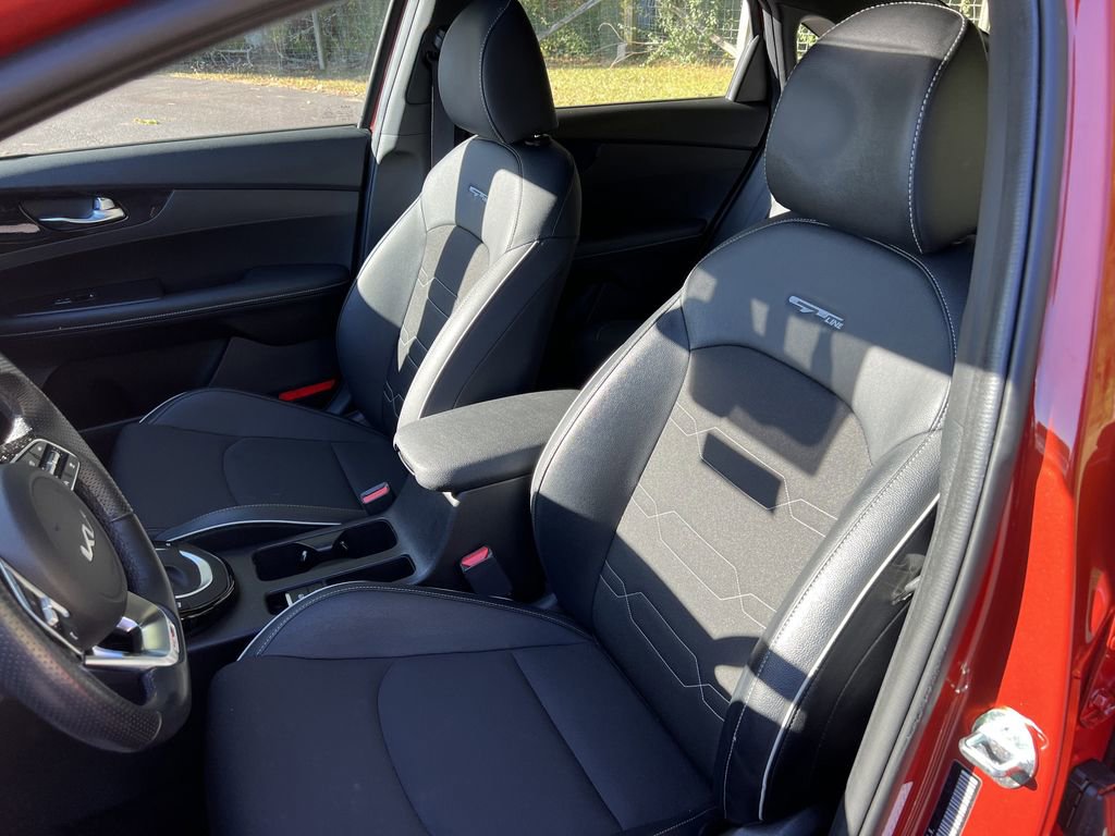 Used 2023 Kia Forte GT-Line w/ GT-Line Premium Package image 16