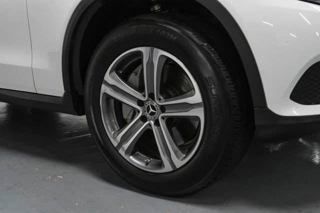 Used 2019 Mercedes-Benz GLC 300 w/ Premium Package image 52