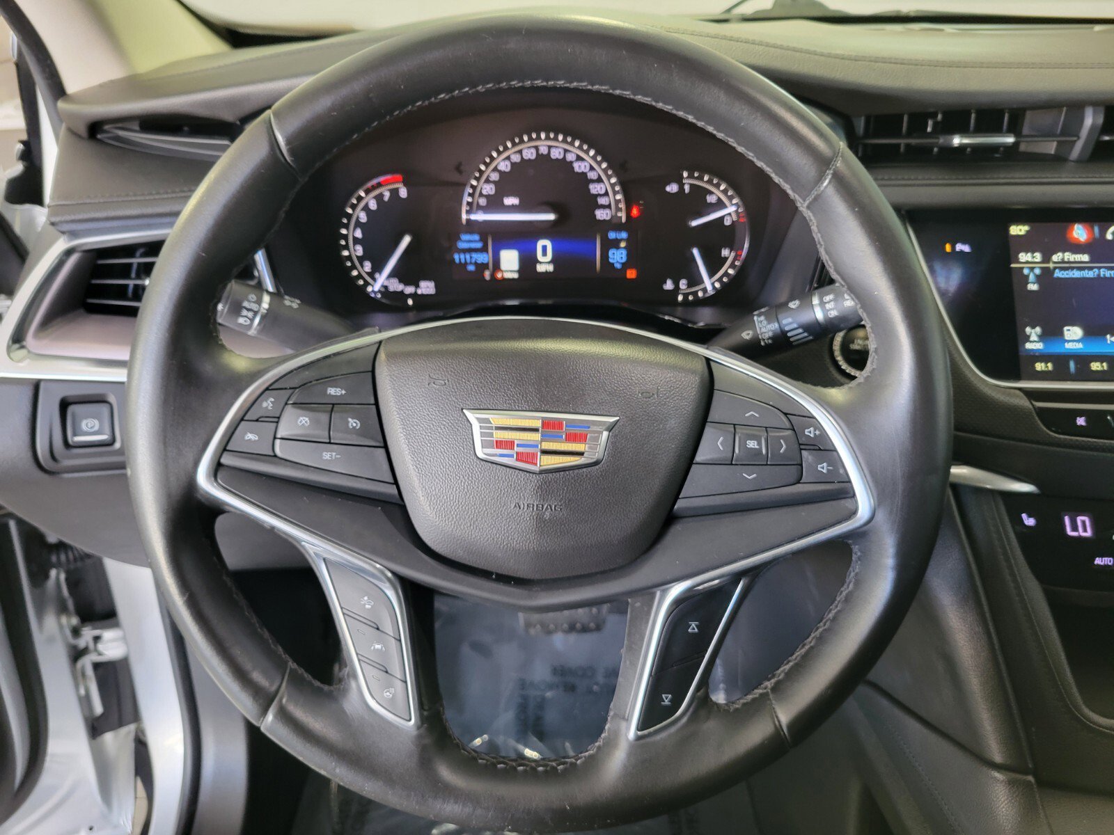 Used 2018 Cadillac XT5 Luxury w/ Driver Awareness Package image 20