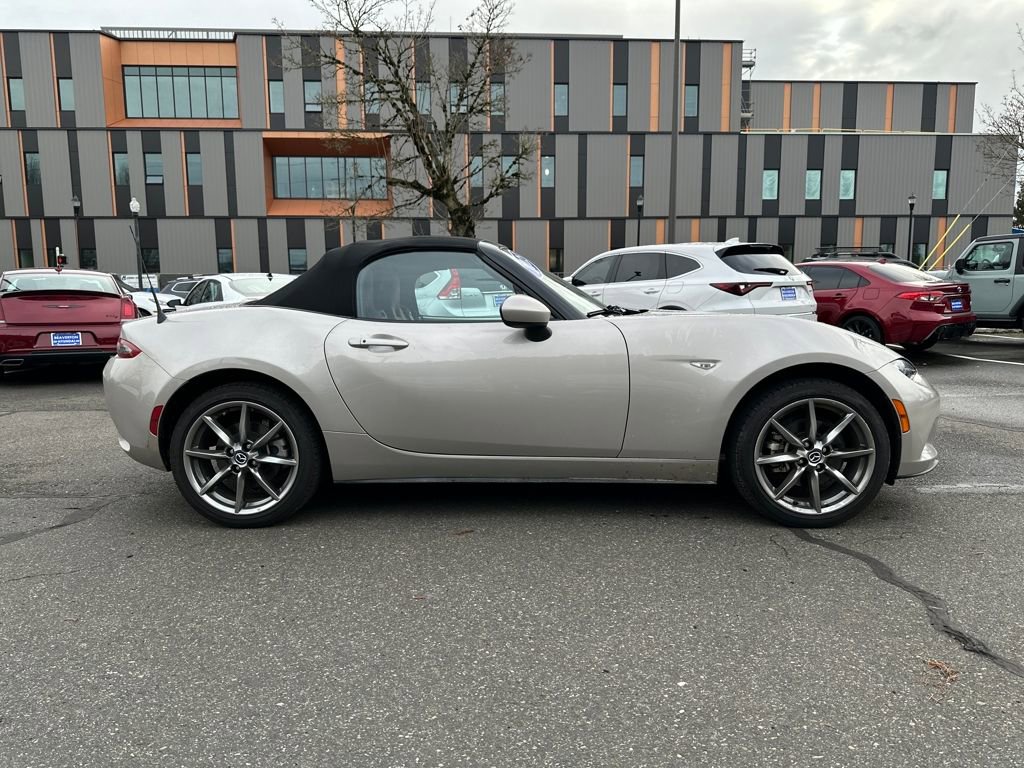 Used 2023 MAZDA MX-5 Miata Grand Touring w/ Weather Package image 7