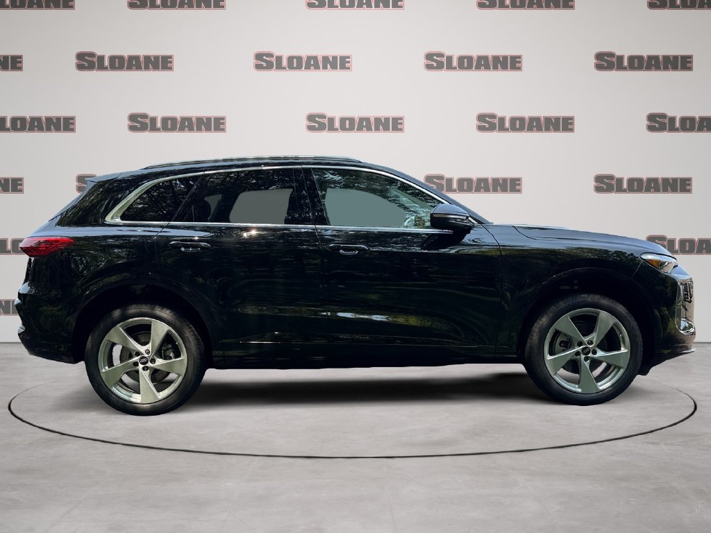 Certified 2025 Audi Q5 Premium Plus w/ Premium Plus AWD/4WD image 6