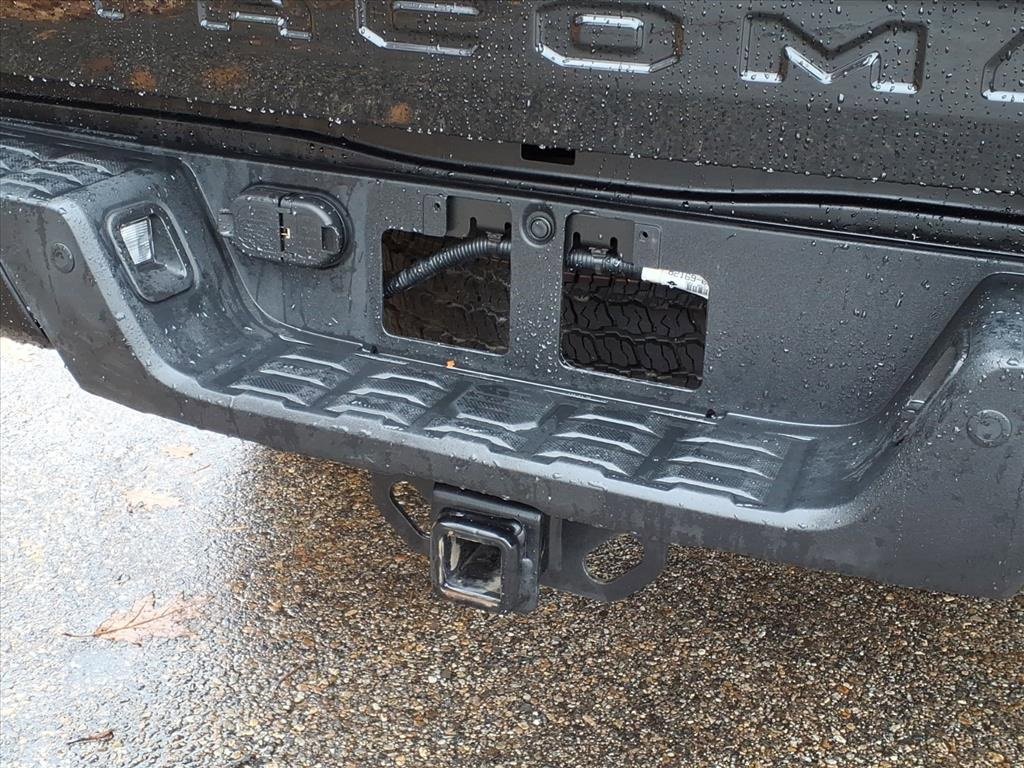 Used 2023 Toyota Tacoma TRD Off-Road image 4