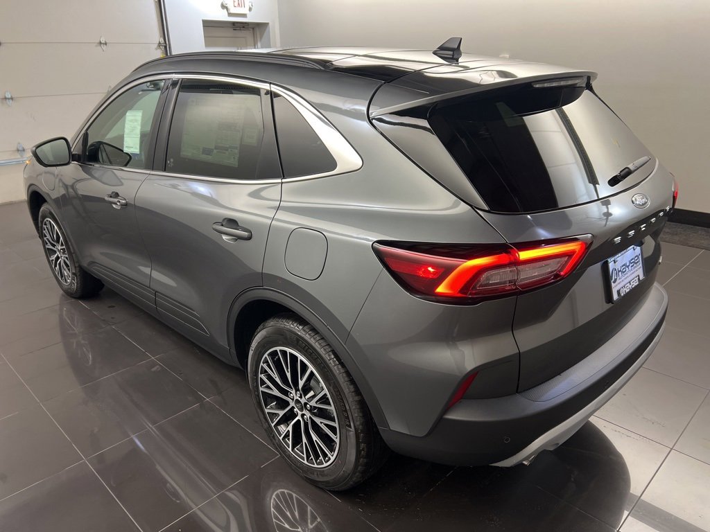 New 2026 Ford Escape SE w/ PHEV Premium Package image 4