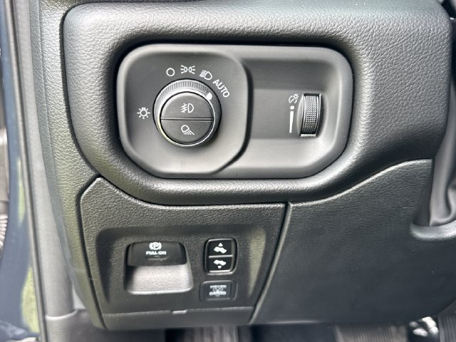 New 2027 RAM 1500 4x4 Crew Cab image 17