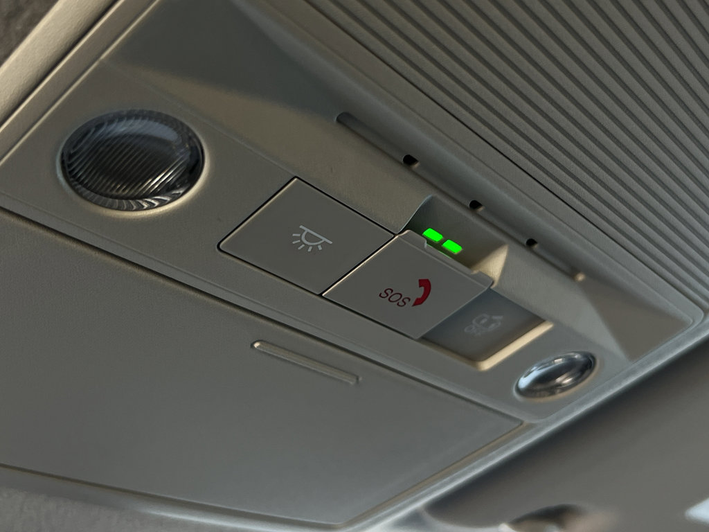 New 2026 Nissan Kicks SR w/ Illumination Package image 32