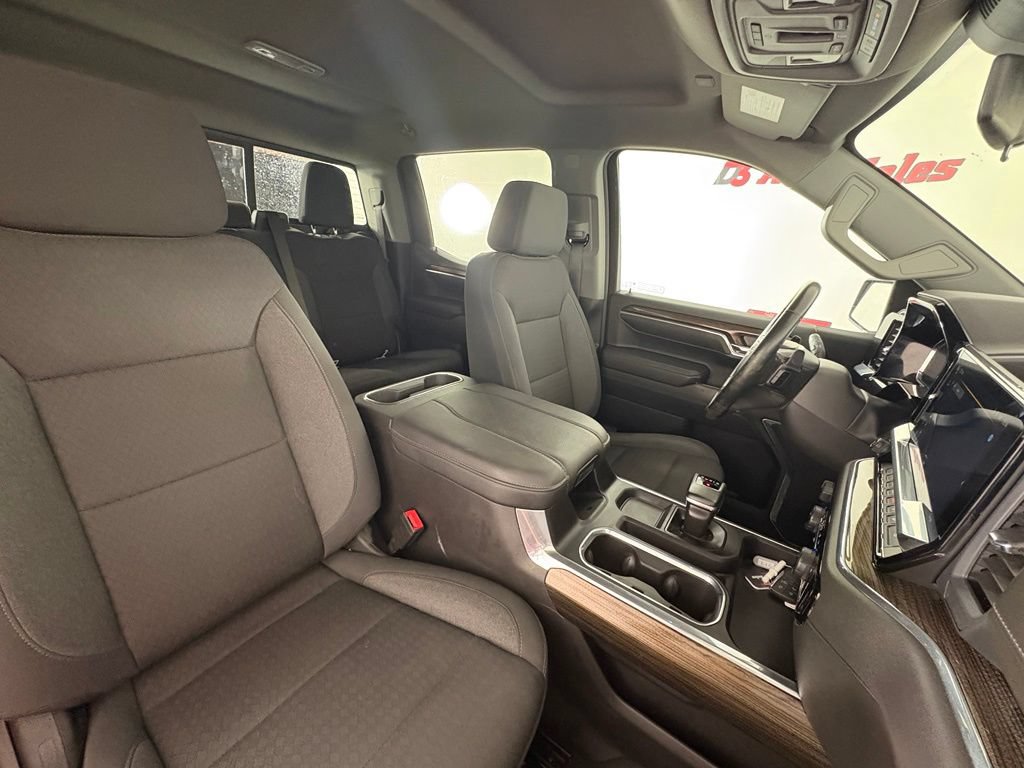 Used 2024 Chevrolet Silverado 1500 LT Trail Boss w/ Convenience Package II AWD/4WD image 35