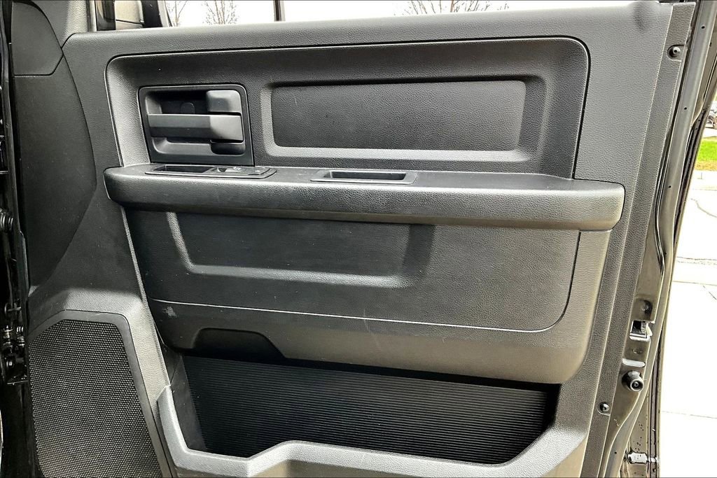 Used 2013 RAM 1500 ST AWD/4WD image 22