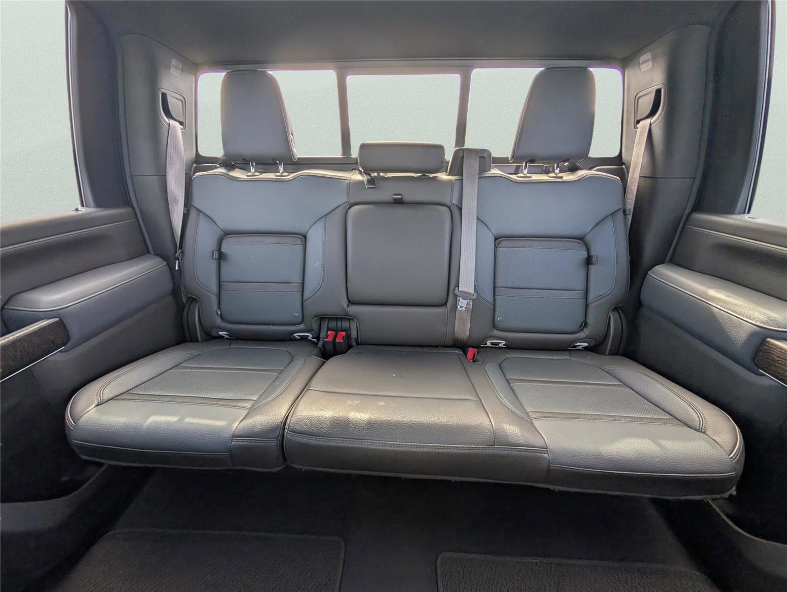 Used 2022 GMC Sierra 2500 Denali w/ Denali Ultimate Package image 13