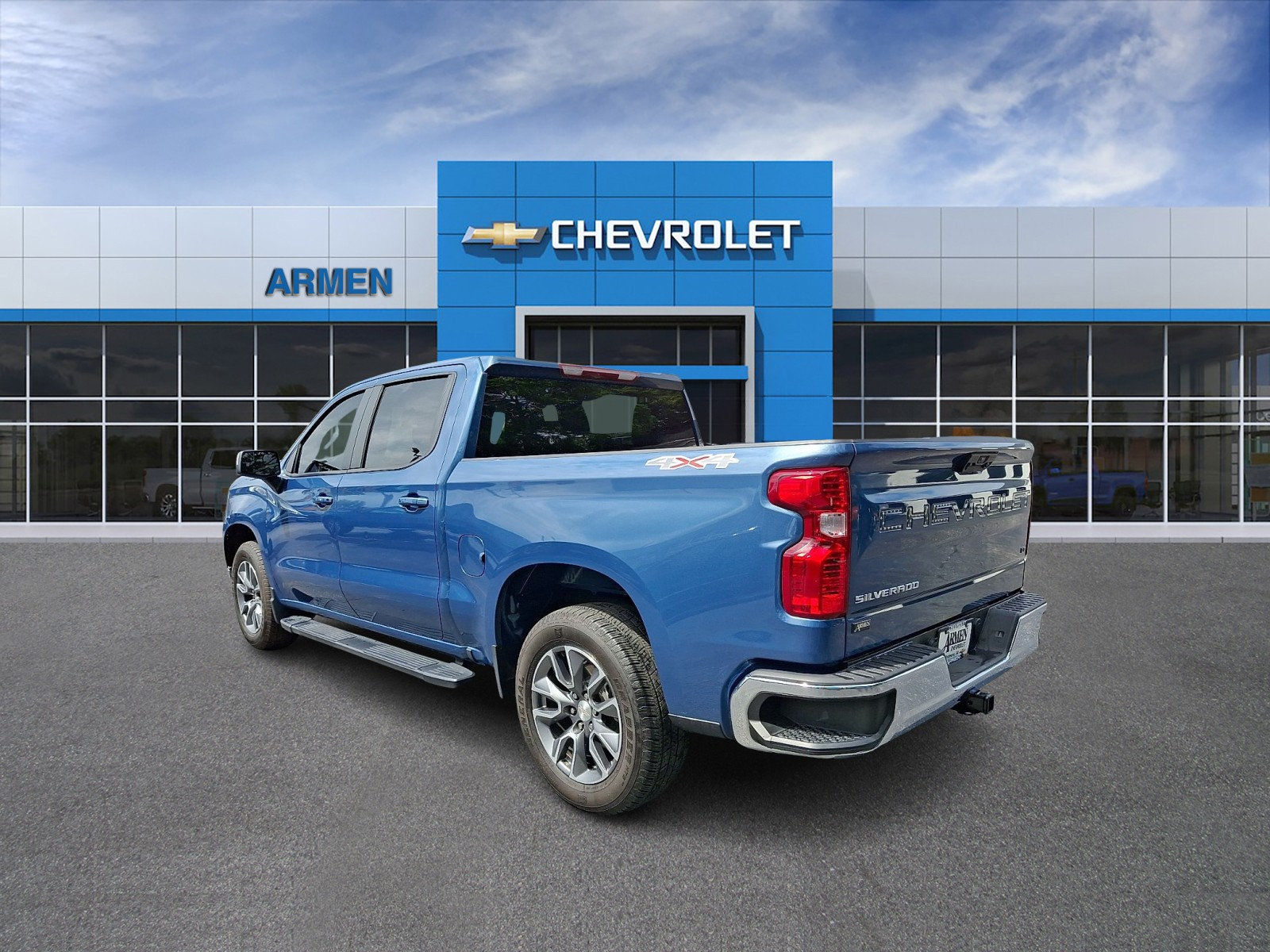 Certified 2024 Chevrolet Silverado 1500 LT AWD/4WD image 7