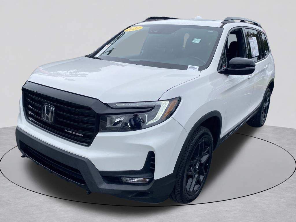 Used 2024 Honda Passport Black Edition image 2