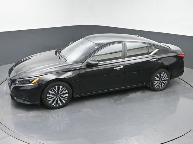 Used 2025 Nissan Altima 2.5 SV image 27