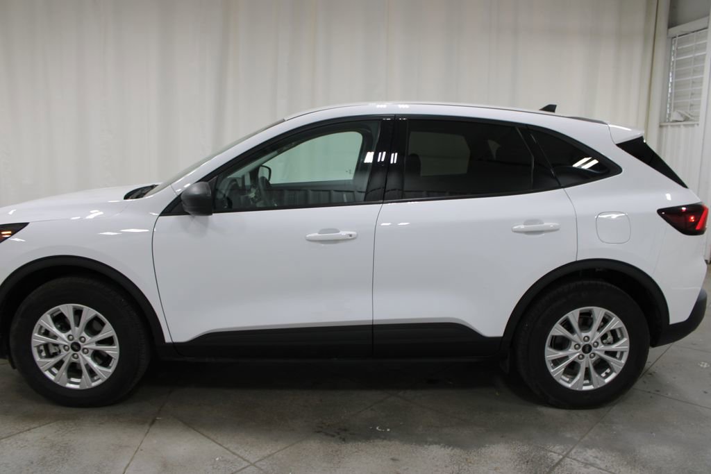 Used 2025 Ford Escape Active AWD/4WD image 6