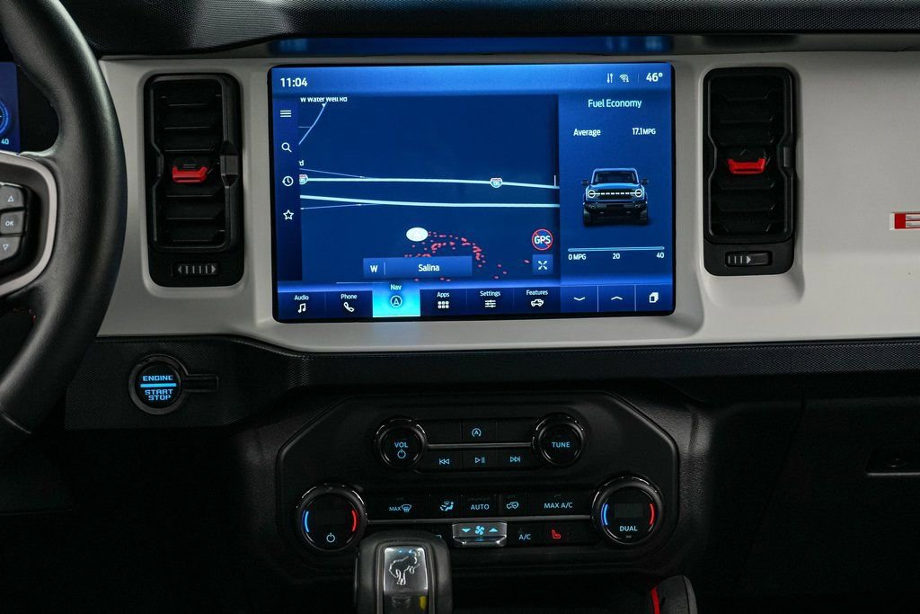 Certified 2024 Ford Bronco Heritage Edition image 19