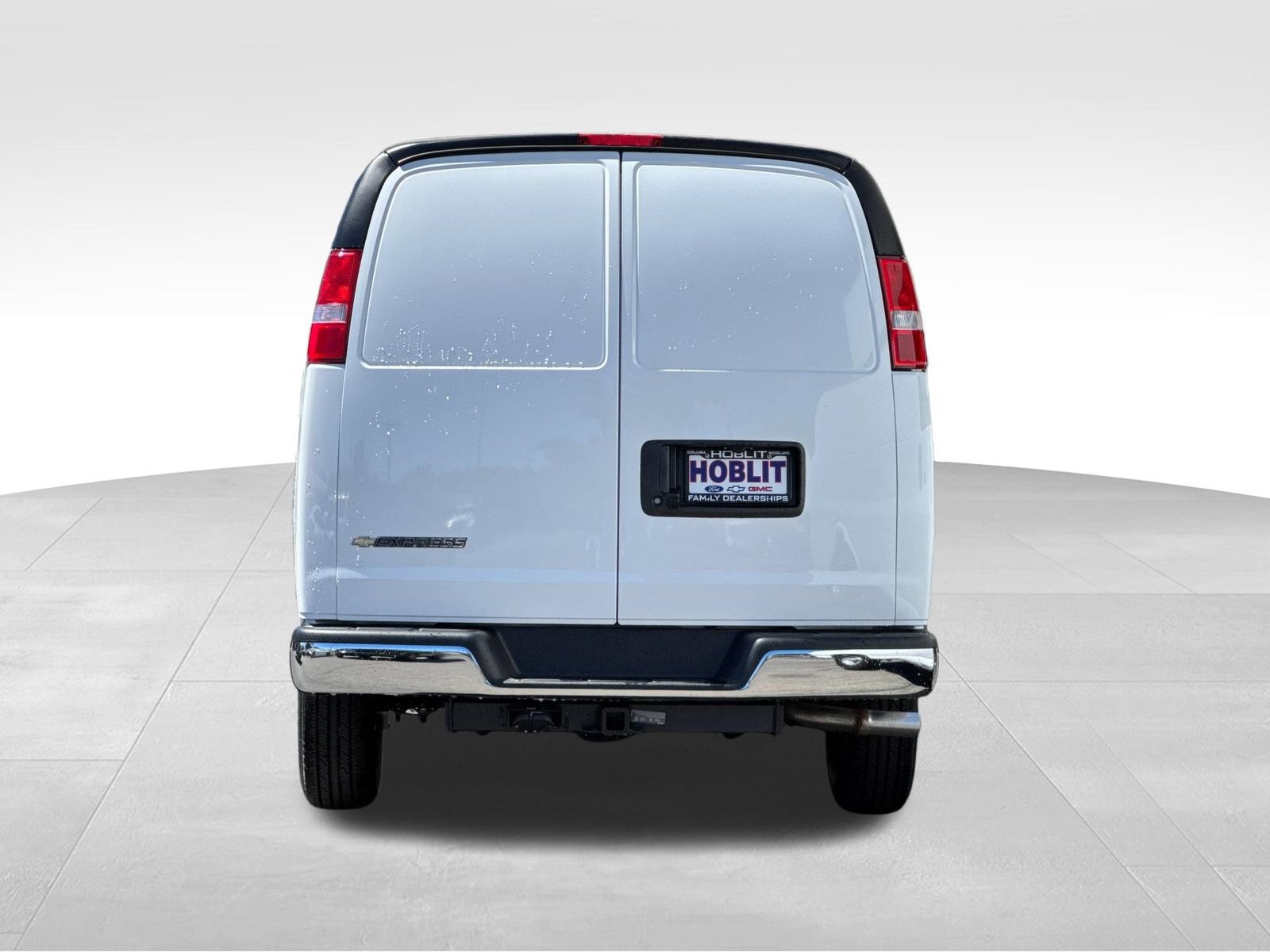 New 2026 Chevrolet Express 2500 w/ Driver Convenience Package RWD image 4