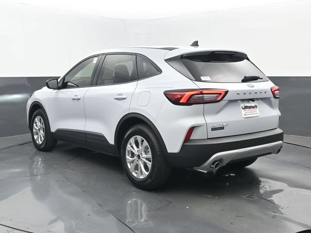 Used 2026 Ford Escape Active FWD image 3