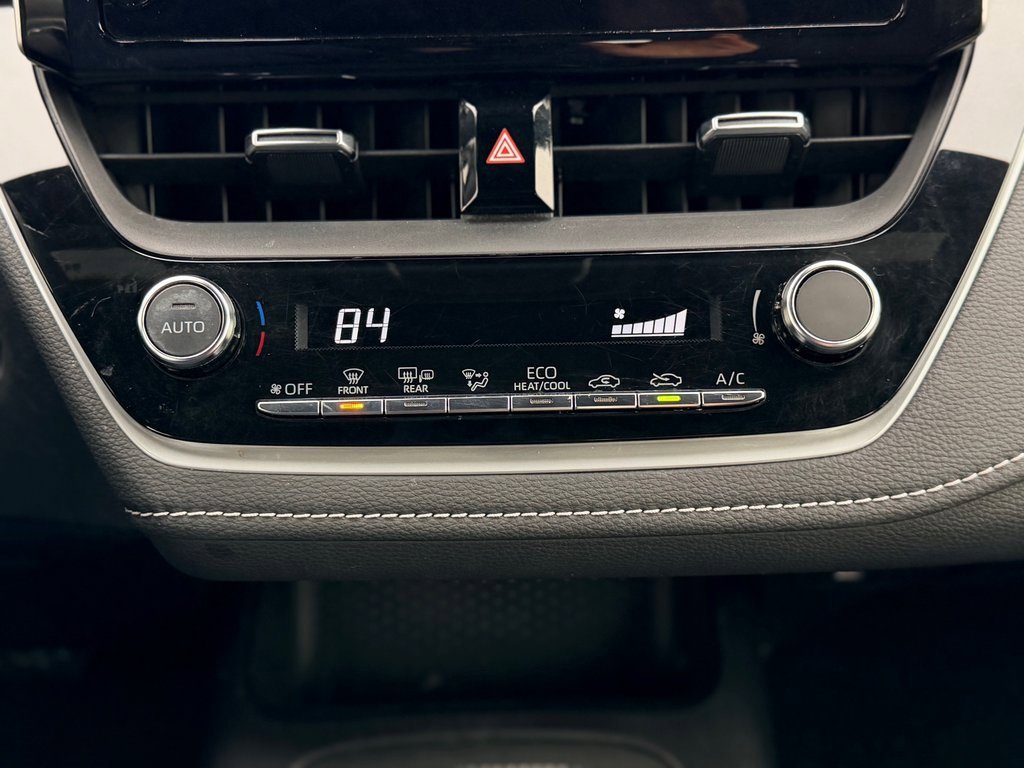 Used 2023 Toyota Corolla SE image 17