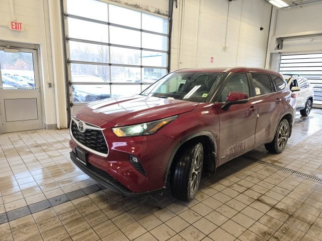 New 2026 Toyota Highlander XLE image 7