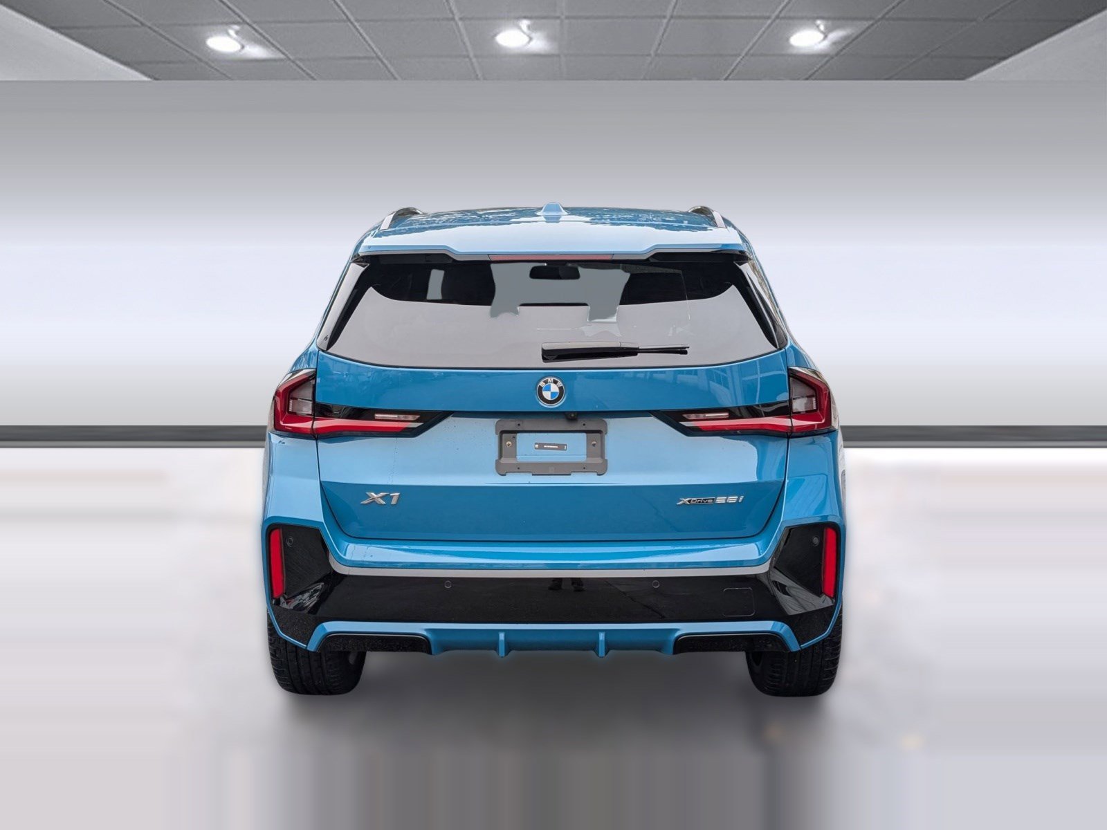 Used 2025 BMW X1 xDrive28i w/ Technology Package image 10