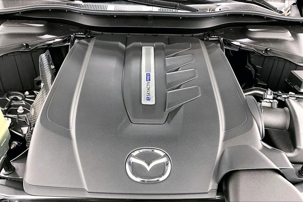 Used 2025 MAZDA CX-90 Plug-In Hybrid w/ Premium Plus image 12