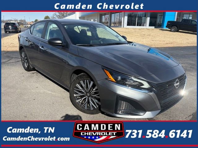 Used 2025 Nissan Altima 2.5 SV image 1