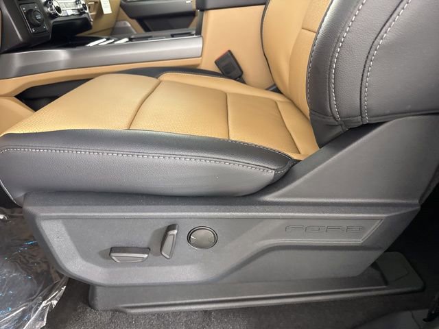 New 2026 Ford F350 Lariat w/ Lariat Ultimate Package image 16